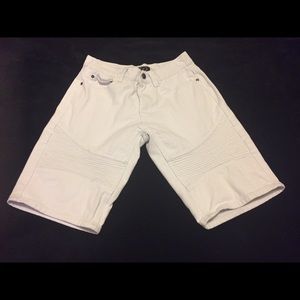 Men White jeans shorts from rue guy size 32